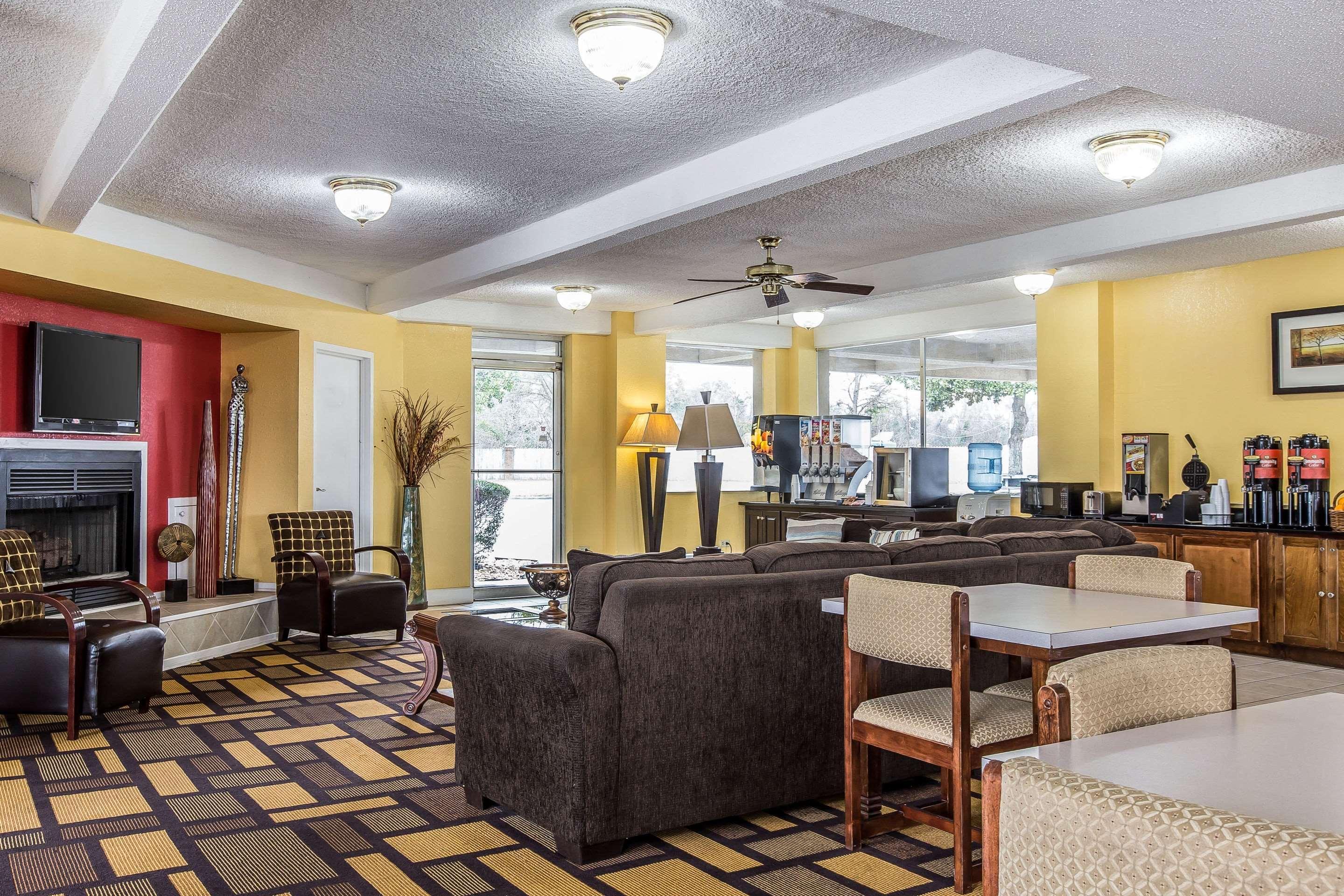 Econo Lodge Byron Exteriér fotografie