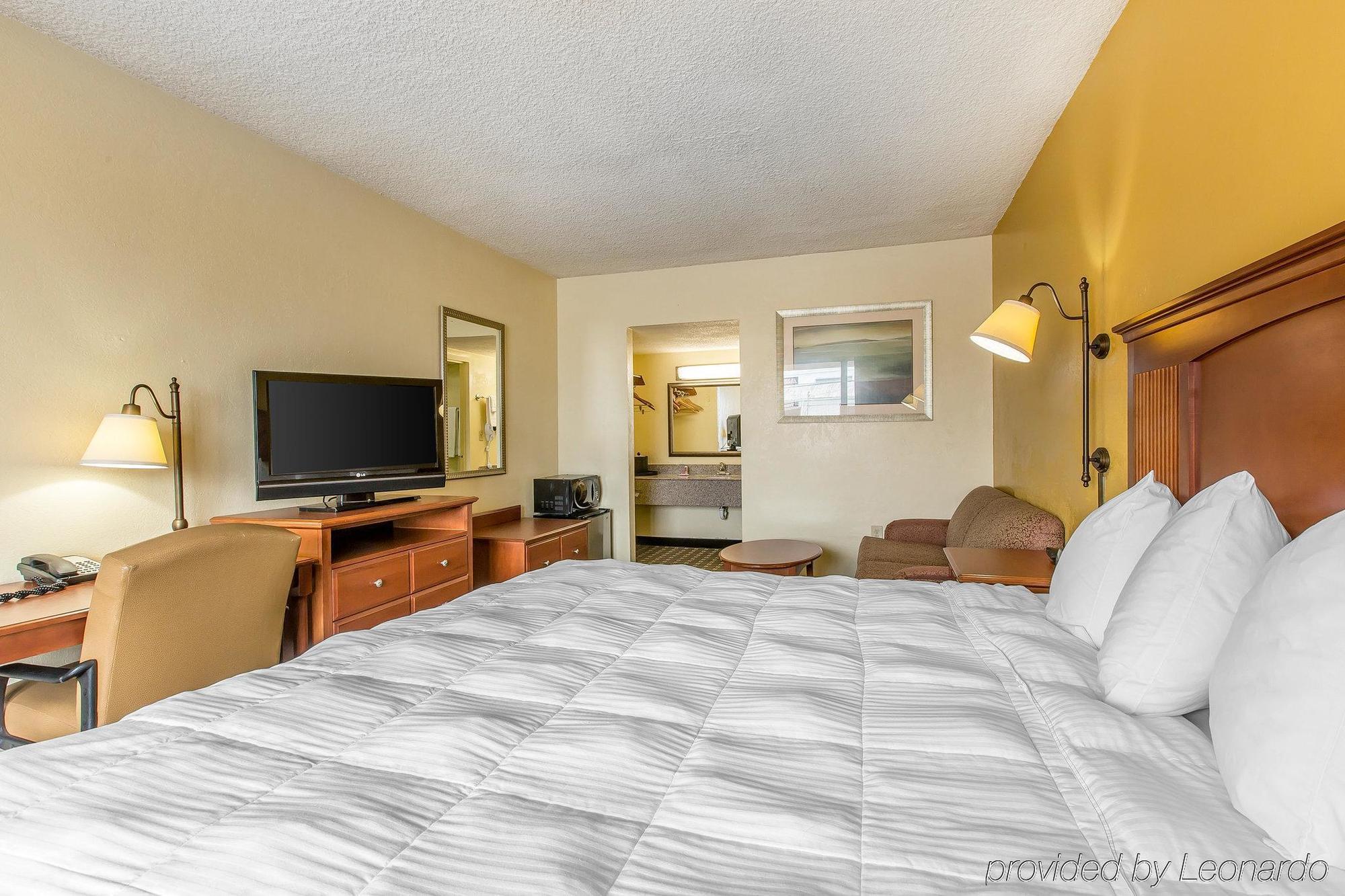 Econo Lodge Byron Exteriér fotografie